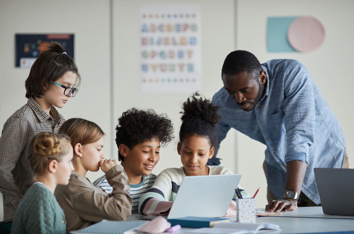 Éducateur spécialisé, éducatrice spécialisée, comment prendre rendez-vous facilement ?
