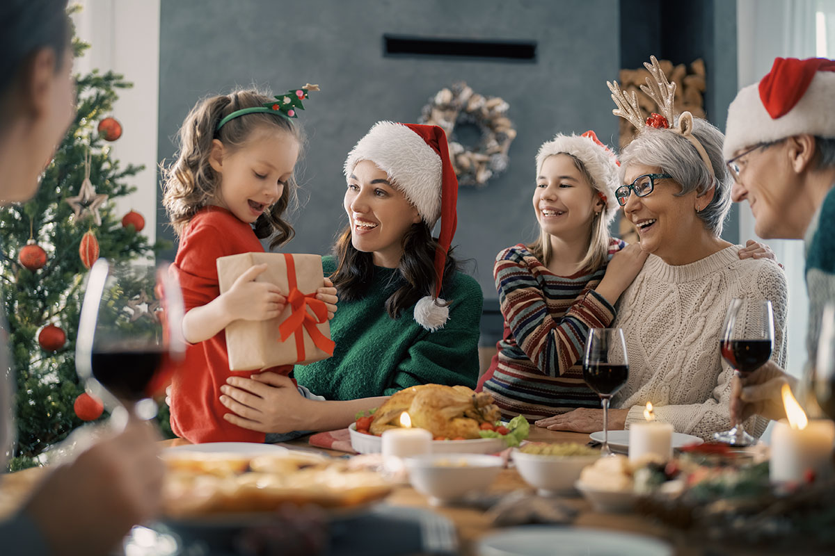 Prime de Noël et aides : pour des fêtes plus sereines