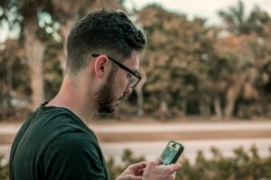 Consultation d’assistants sociaux à distance